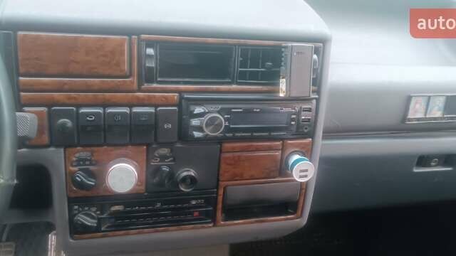 Синий Фольксваген Каравелла, объемом двигателя 2.4 л и пробегом 665 тыс. км за 4500 $, фото 3 на Automoto.ua