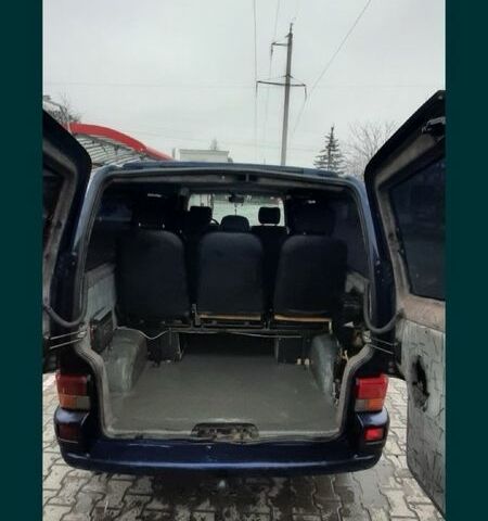 Синій Фольксваген Каравелла, об'ємом двигуна 2.5 л та пробігом 700 тис. км за 5214 $, фото 3 на Automoto.ua