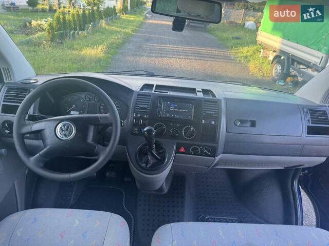 Синій Фольксваген Каравелла, об'ємом двигуна 2.46 л та пробігом 350 тис. км за 8800 $, фото 11 на Automoto.ua