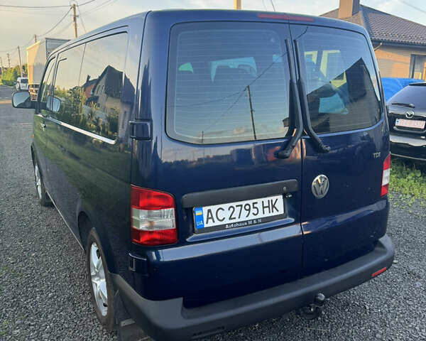 Синій Фольксваген Каравелла, об'ємом двигуна 2.46 л та пробігом 350 тис. км за 8800 $, фото 3 на Automoto.ua