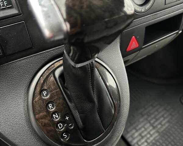 Синій Фольксваген Каравелла, об'ємом двигуна 3.19 л та пробігом 329 тис. км за 10999 $, фото 25 на Automoto.ua