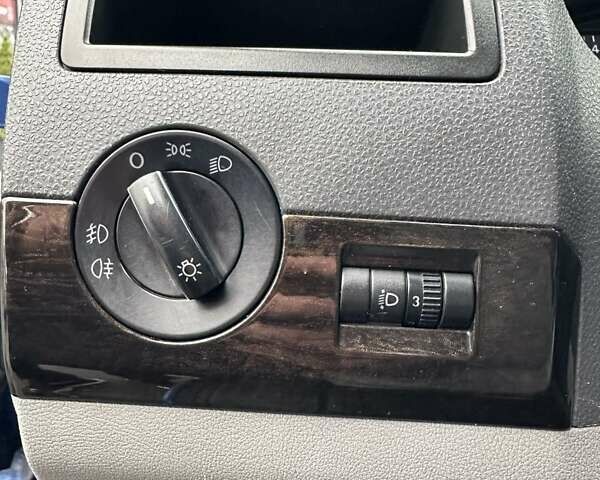 Синій Фольксваген Каравелла, об'ємом двигуна 3.19 л та пробігом 329 тис. км за 10999 $, фото 38 на Automoto.ua