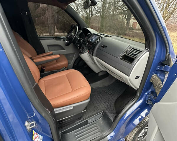 Синій Фольксваген Каравелла, об'ємом двигуна 1.97 л та пробігом 280 тис. км за 22000 $, фото 16 на Automoto.ua