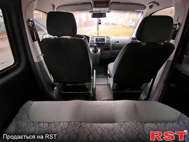 Синій Фольксваген Каравелла, об'ємом двигуна 2.5 л та пробігом 350 тис. км за 6300 $, фото 8 на Automoto.ua