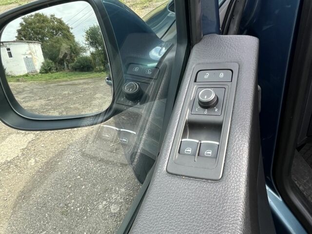 Зеленый Фольксваген Каравелла, объемом двигателя 0 л и пробегом 208 тыс. км за 36850 $, фото 19 на Automoto.ua