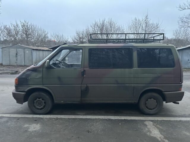 Зелений Фольксваген Каравелла, об'ємом двигуна 1.9 л та пробігом 350 тис. км за 2134 $, фото 1 на Automoto.ua