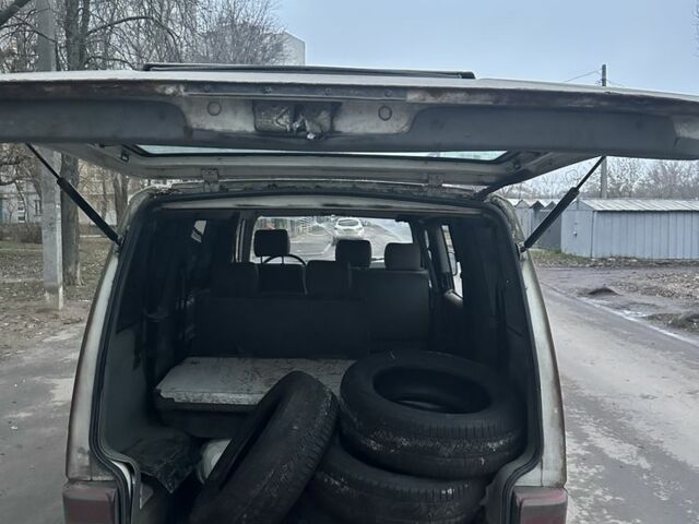 Зелений Фольксваген Каравелла, об'ємом двигуна 1.9 л та пробігом 350 тис. км за 2134 $, фото 4 на Automoto.ua