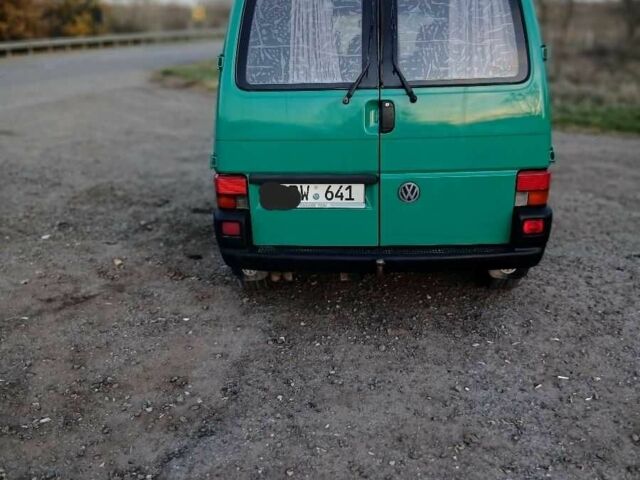 Зелений Фольксваген Каравелла, об'ємом двигуна 2.5 л та пробігом 450 тис. км за 2400 $, фото 5 на Automoto.ua