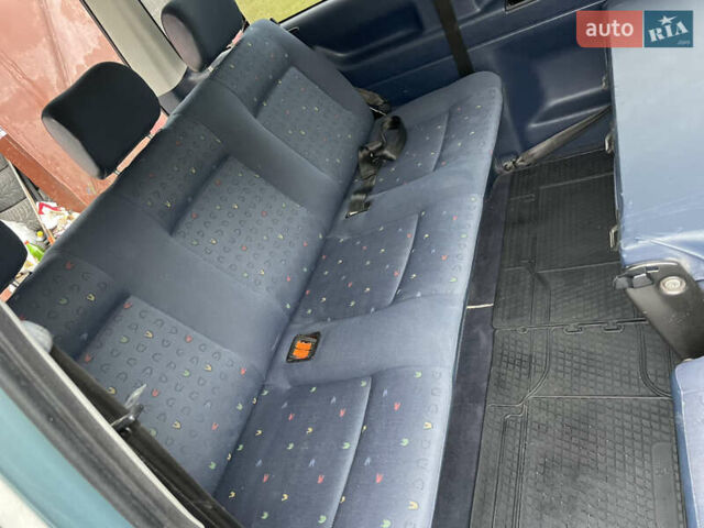 Зеленый Фольксваген Каравелла, объемом двигателя 2.5 л и пробегом 359 тыс. км за 8800 $, фото 36 на Automoto.ua