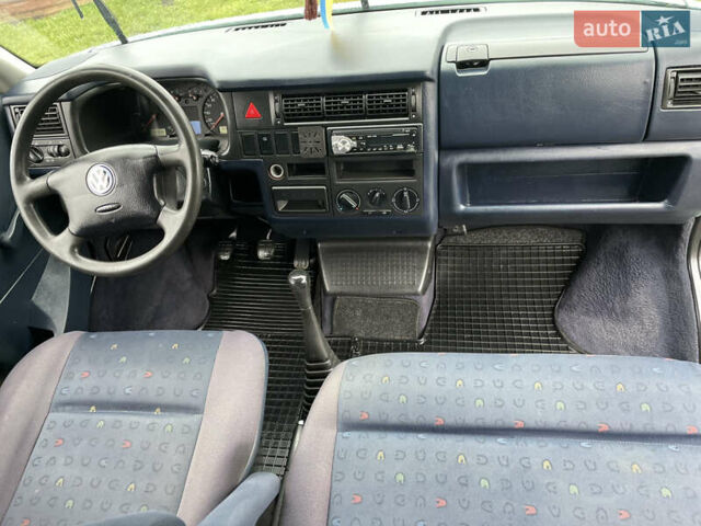 Зеленый Фольксваген Каравелла, объемом двигателя 2.5 л и пробегом 359 тыс. км за 8800 $, фото 27 на Automoto.ua