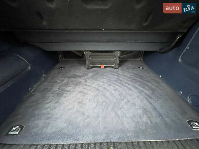 Зеленый Фольксваген Каравелла, объемом двигателя 2.5 л и пробегом 359 тыс. км за 8800 $, фото 44 на Automoto.ua