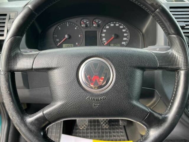 Зеленый Фольксваген Каравелла, объемом двигателя 2.5 л и пробегом 356 тыс. км за 11900 $, фото 11 на Automoto.ua