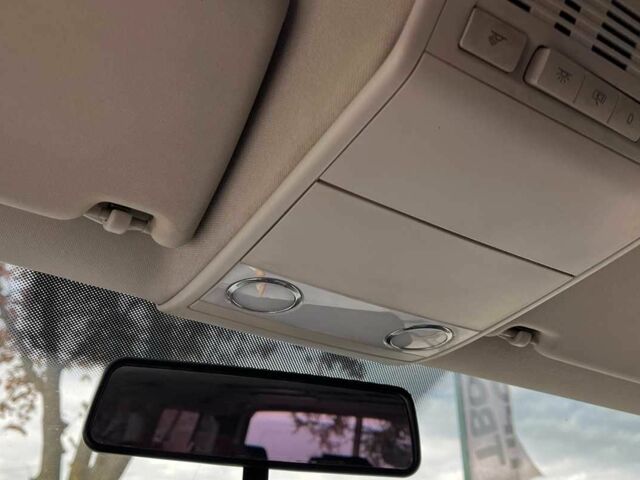 Зеленый Фольксваген Каравелла, объемом двигателя 2.5 л и пробегом 356 тыс. км за 11900 $, фото 14 на Automoto.ua