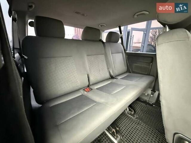 Зелений Фольксваген Каравелла, об'ємом двигуна 2.5 л та пробігом 356 тис. км за 11799 $, фото 19 на Automoto.ua