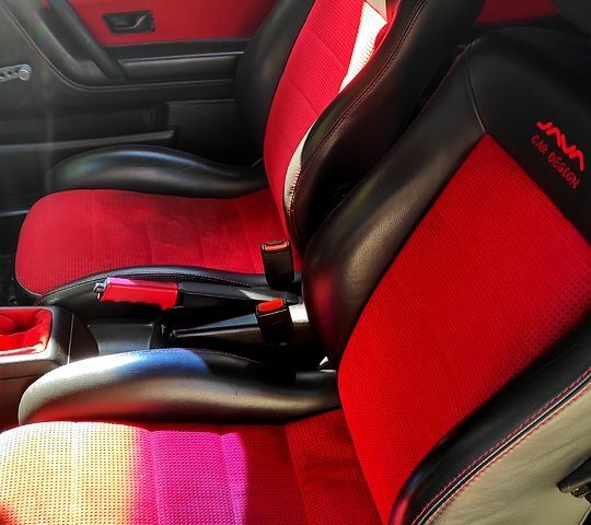 Серый Фольксваген Коррадо, объемом двигателя 1.8 л и пробегом 313 тыс. км за 4100 $, фото 7 на Automoto.ua