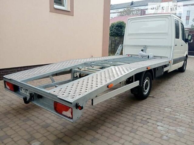 Белый Фольксваген Крафтер, объемом двигателя 2.5 л и пробегом 267 тыс. км за 18999 $, фото 1 на Automoto.ua