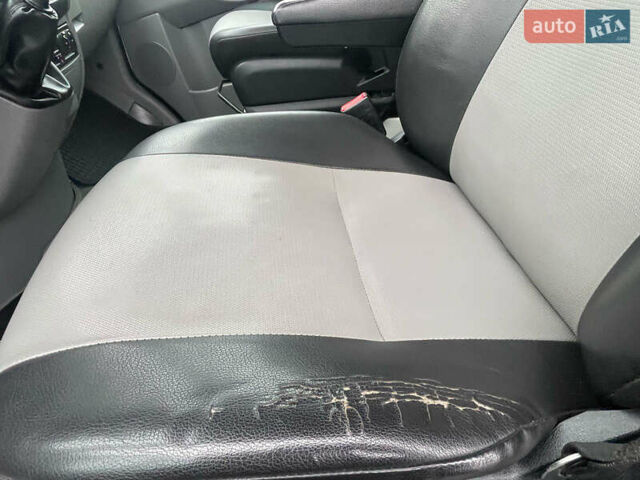 Белый Фольксваген Крафтер, объемом двигателя 1.97 л и пробегом 451 тыс. км за 15400 $, фото 18 на Automoto.ua