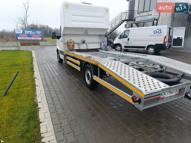 Белый Фольксваген Крафтер, объемом двигателя 1.97 л и пробегом 299 тыс. км за 16000 $, фото 3 на Automoto.ua