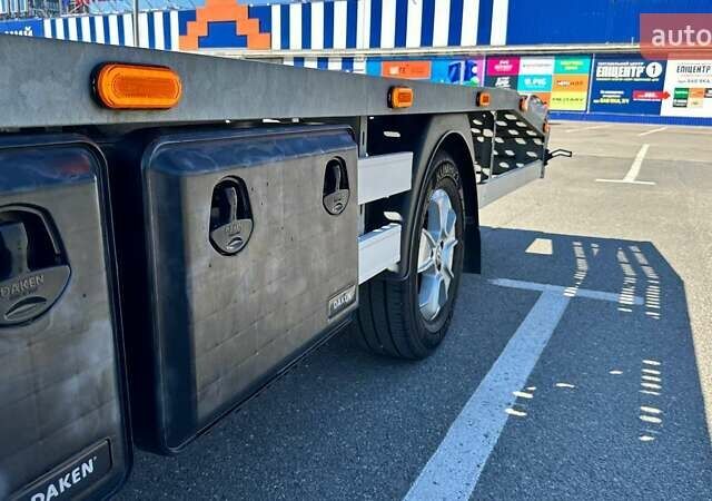 Белый Фольксваген Крафтер, объемом двигателя 1.97 л и пробегом 238 тыс. км за 23000 $, фото 19 на Automoto.ua