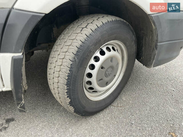 Білий Фольксваген Крафтєр, об'ємом двигуна 2.46 л та пробігом 510 тис. км за 22000 $, фото 13 на Automoto.ua