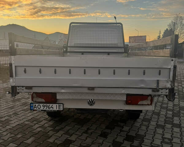 Білий Фольксваген Крафтєр, об'ємом двигуна 1.97 л та пробігом 309 тис. км за 17500 $, фото 10 на Automoto.ua