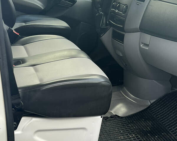 Білий Фольксваген Крафтєр, об'ємом двигуна 1.97 л та пробігом 203 тис. км за 16500 $, фото 8 на Automoto.ua