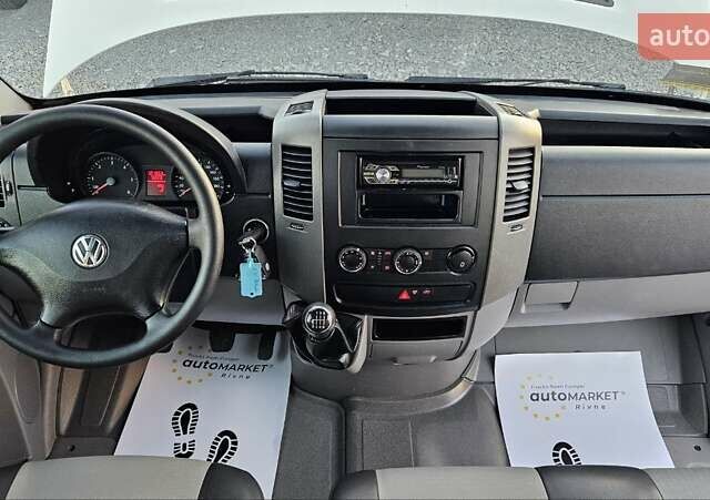 Белый Фольксваген Крафтер, объемом двигателя 2 л и пробегом 121 тыс. км за 19800 $, фото 33 на Automoto.ua