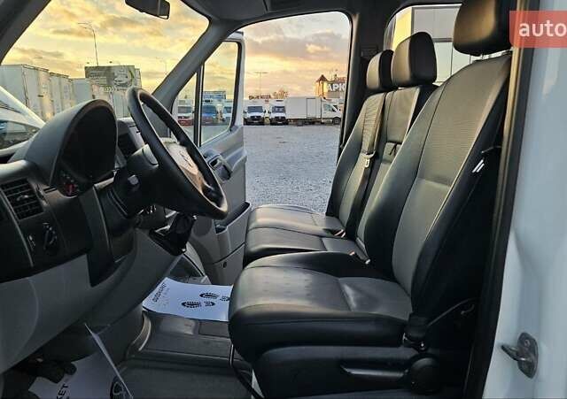 Белый Фольксваген Крафтер, объемом двигателя 2 л и пробегом 121 тыс. км за 19800 $, фото 30 на Automoto.ua