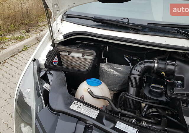 Белый Фольксваген Крафтер, объемом двигателя 1.97 л и пробегом 240 тыс. км за 21800 $, фото 34 на Automoto.ua