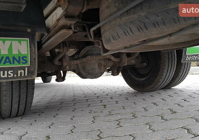 Белый Фольксваген Крафтер, объемом двигателя 1.97 л и пробегом 240 тыс. км за 21800 $, фото 53 на Automoto.ua