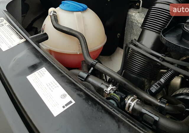 Белый Фольксваген Крафтер, объемом двигателя 1.97 л и пробегом 240 тыс. км за 21800 $, фото 35 на Automoto.ua