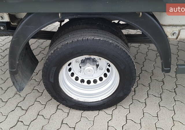 Белый Фольксваген Крафтер, объемом двигателя 1.97 л и пробегом 240 тыс. км за 21800 $, фото 50 на Automoto.ua