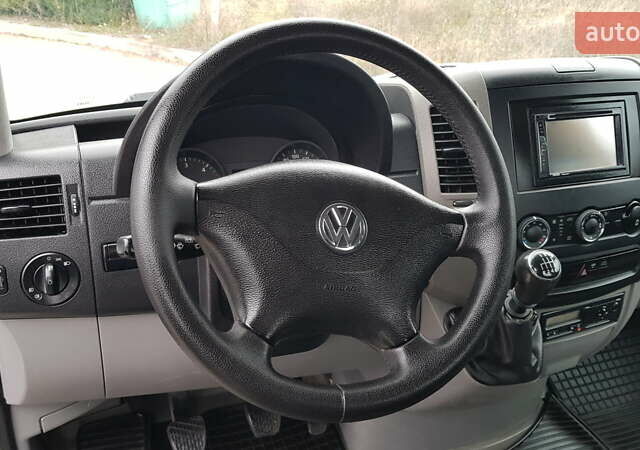Белый Фольксваген Крафтер, объемом двигателя 1.97 л и пробегом 240 тыс. км за 21800 $, фото 8 на Automoto.ua