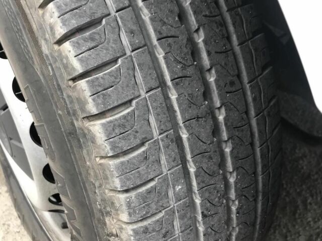 Белый Фольксваген Крафтер, объемом двигателя 0 л и пробегом 216 тыс. км за 18600 $, фото 5 на Automoto.ua