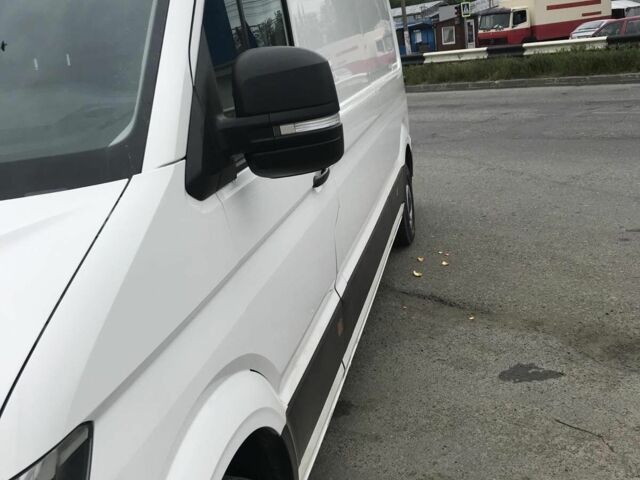 Белый Фольксваген Крафтер, объемом двигателя 0 л и пробегом 216 тыс. км за 18600 $, фото 1 на Automoto.ua