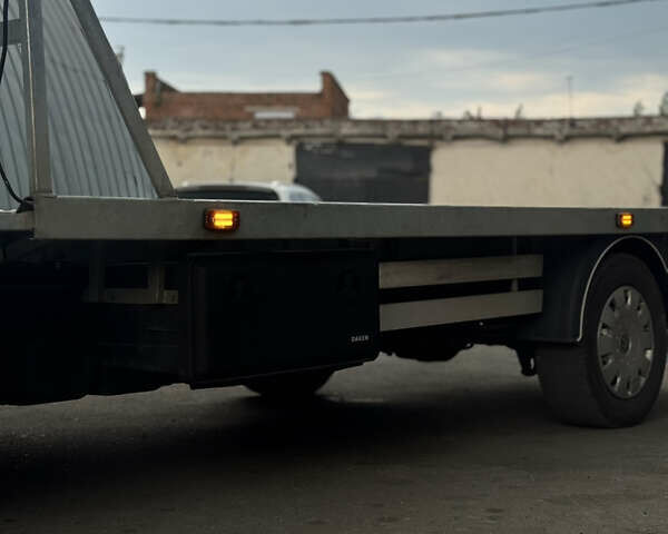 Білий Фольксваген Крафтєр, об'ємом двигуна 2.46 л та пробігом 716 тис. км за 16500 $, фото 5 на Automoto.ua