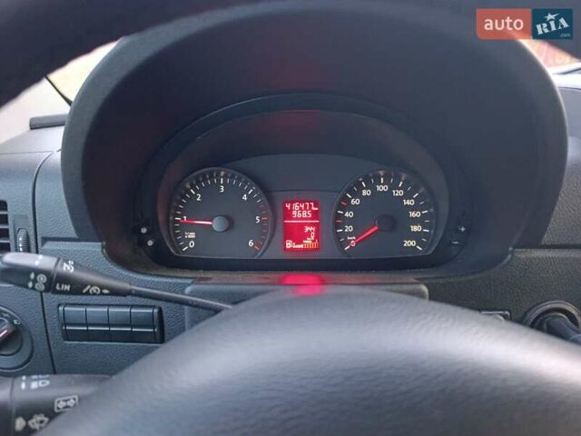 Белый Фольксваген Крафтер, объемом двигателя 1.97 л и пробегом 416 тыс. км за 19500 $, фото 13 на Automoto.ua