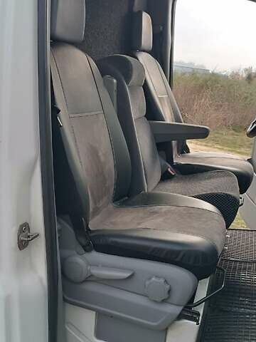 Белый Фольксваген Крафтер, объемом двигателя 2.5 л и пробегом 268 тыс. км за 8500 $, фото 13 на Automoto.ua