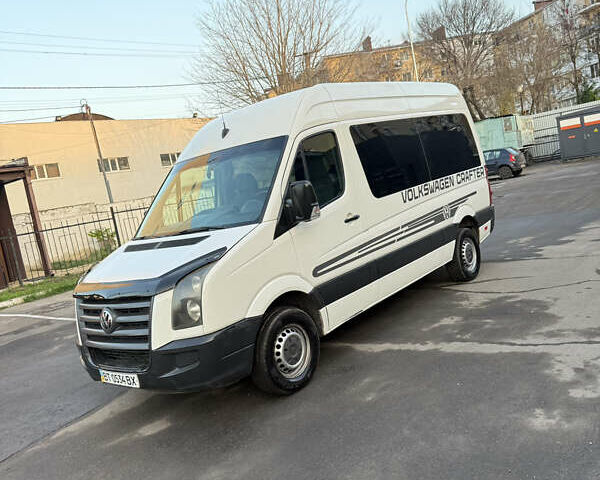 Белый Фольксваген Крафтер, объемом двигателя 2.46 л и пробегом 340 тыс. км за 9200 $, фото 1 на Automoto.ua
