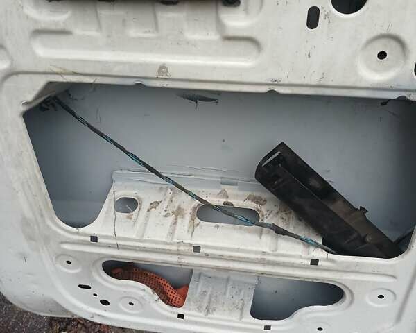 Білий Фольксваген Крафтєр, об'ємом двигуна 2.46 л та пробігом 516 тис. км за 9800 $, фото 9 на Automoto.ua