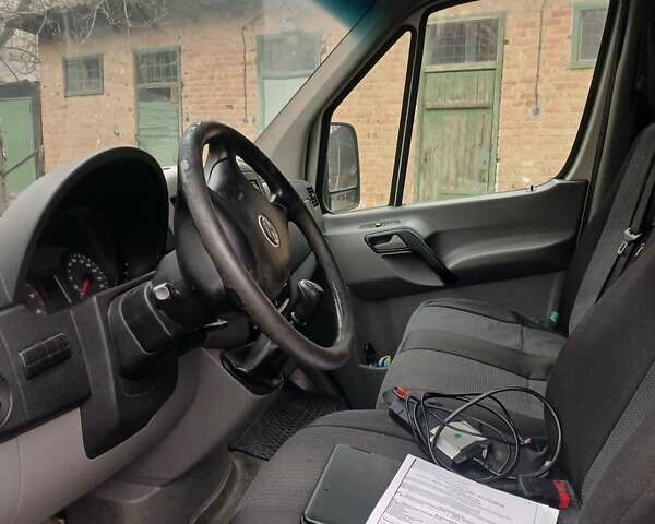 Білий Фольксваген Крафтєр, об'ємом двигуна 2.46 л та пробігом 516 тис. км за 9800 $, фото 10 на Automoto.ua