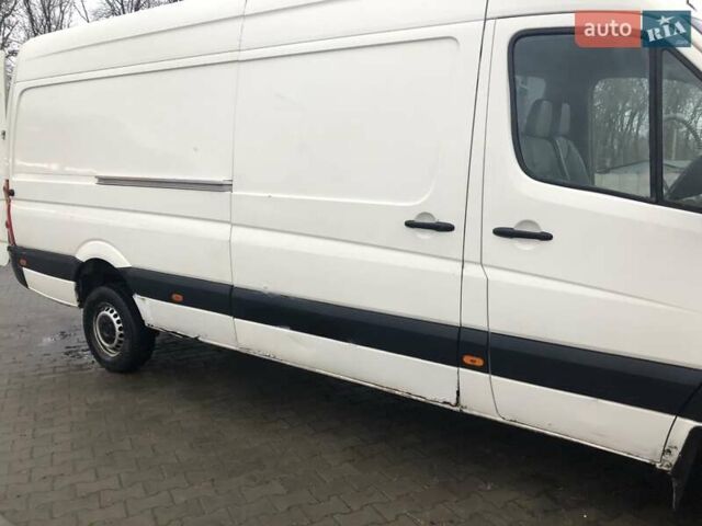 Білий Фольксваген Крафтєр, об'ємом двигуна 2.46 л та пробігом 400 тис. км за 6500 $, фото 4 на Automoto.ua