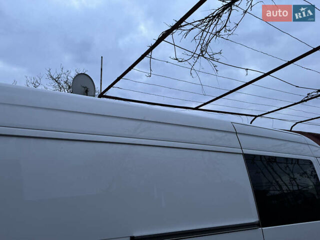 Белый Фольксваген Крафтер, объемом двигателя 1.97 л и пробегом 423 тыс. км за 12800 $, фото 30 на Automoto.ua