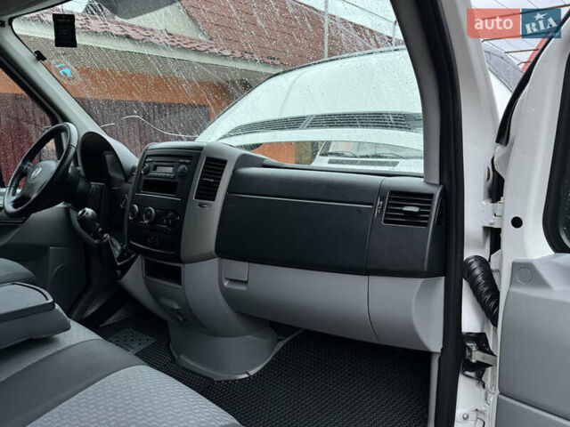 Белый Фольксваген Крафтер, объемом двигателя 1.97 л и пробегом 423 тыс. км за 12800 $, фото 68 на Automoto.ua