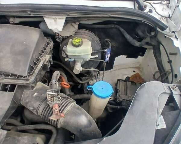 Білий Фольксваген Крафтєр, об'ємом двигуна 1.97 л та пробігом 546 тис. км за 12450 $, фото 25 на Automoto.ua