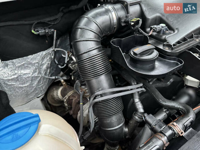 Белый Фольксваген Крафтер, объемом двигателя 1.97 л и пробегом 423 тыс. км за 12800 $, фото 76 на Automoto.ua