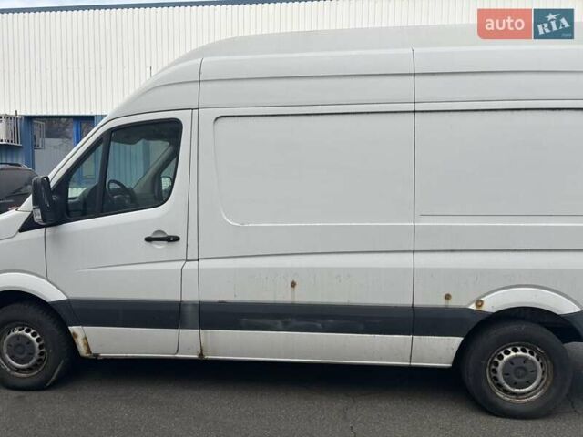 Фольксваген Крафтер 2011 в Киеве на Automoto.ua Белый Фольксваген Крафтер, объемом двигателя 1.97 л и пробегом 218 тыс. км за 10000 $, фото 6 на Automoto.ua