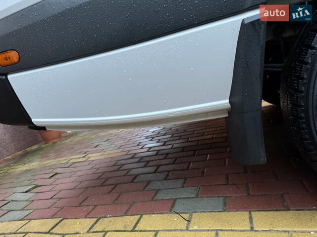 Белый Фольксваген Крафтер, объемом двигателя 1.97 л и пробегом 423 тыс. км за 12800 $, фото 33 на Automoto.ua