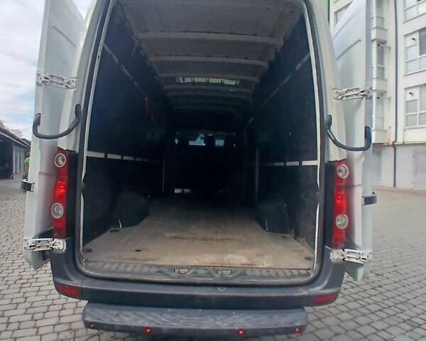 Білий Фольксваген Крафтєр, об'ємом двигуна 1.97 л та пробігом 546 тис. км за 12450 $, фото 12 на Automoto.ua