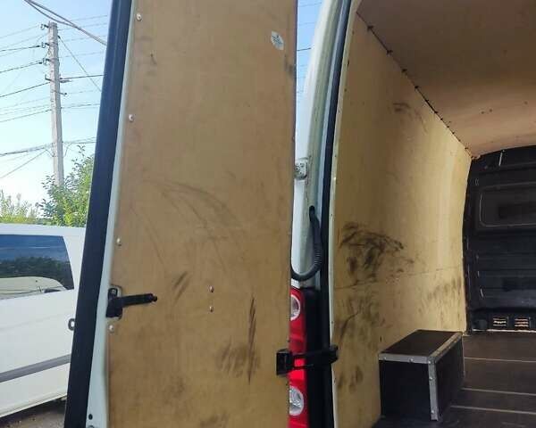 Білий Фольксваген Крафтєр, об'ємом двигуна 1.97 л та пробігом 318 тис. км за 12800 $, фото 41 на Automoto.ua